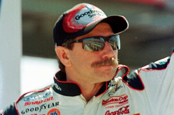 AP Was There Earnhardt killed in 2001 Daytona 500 crash AP News